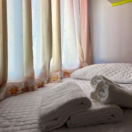 Piso Familiar Con Perfecta Ubicacion Lägenhet Córdoba Exteriör bild
