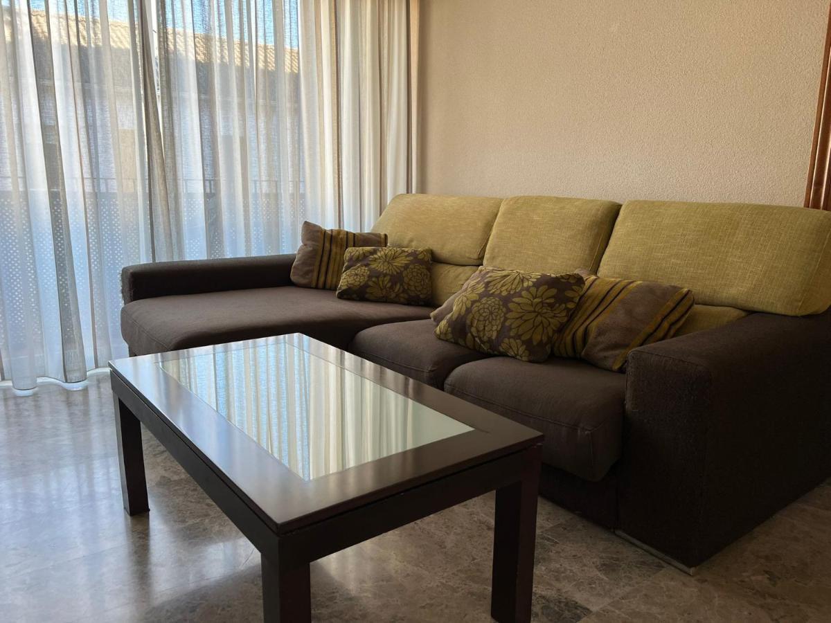 Piso Familiar Con Perfecta Ubicacion Lägenhet Córdoba Exteriör bild