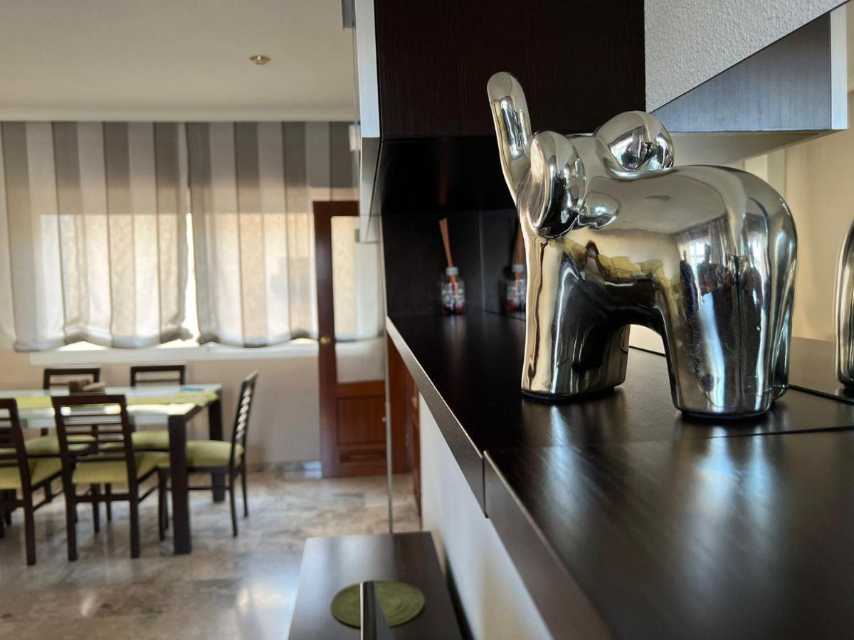 Piso Familiar Con Perfecta Ubicacion Lägenhet Córdoba Exteriör bild