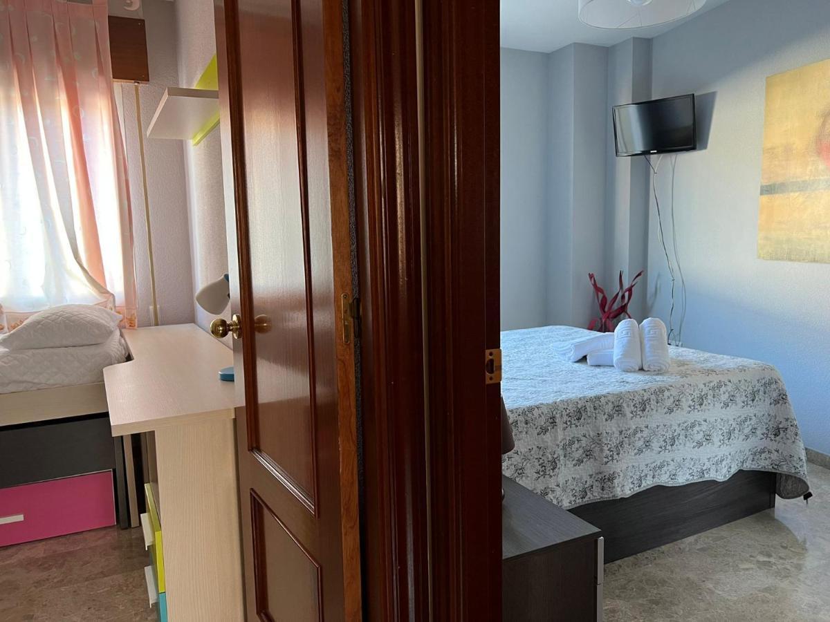 Piso Familiar Con Perfecta Ubicacion Lägenhet Córdoba Exteriör bild